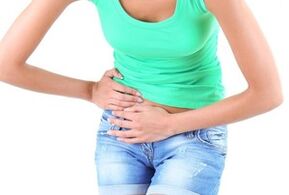 Paraziți în corpul unei fete